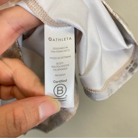 Athleta Gold Marble Print Shanti Gilded Racerback Tank Size Small - Picture 8 of 9